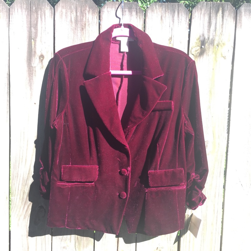 Covington Large Burgundy Velvet Jacket